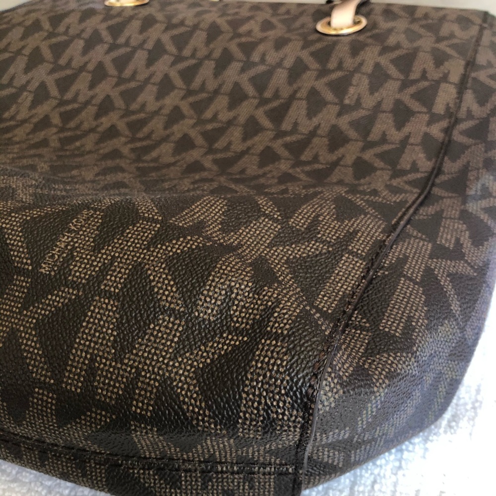 Michael Kors bags - Picture 5 of 6